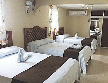 Hotel & Suites Domani