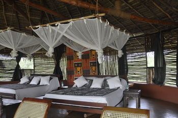 Cadjan Earth eco lodge