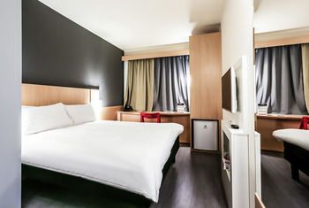 Ibis Stupino