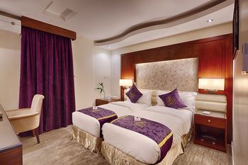 Lavona Hotel