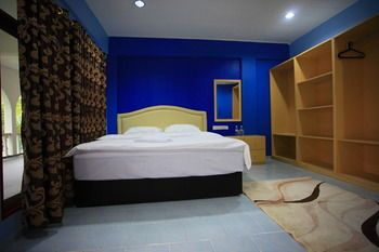Lacomme Country Resort