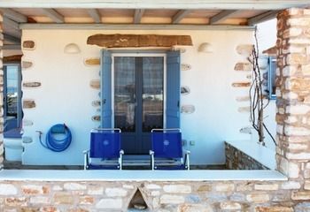 Nakos Homes