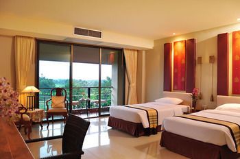 Hillside Country Home Golf & Resort