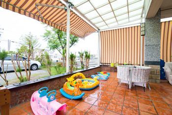 Outdoor Pictures 23