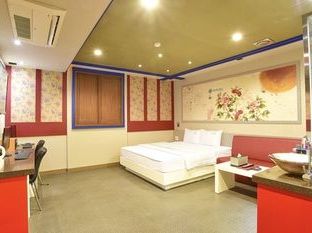 Hotel Image 2