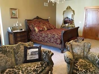Attwood House Bed and Breakfast near Manhattan, KS
