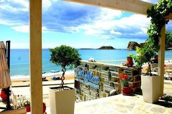 Delfini Beach Hotel & Suites