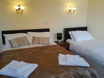 William IV Hotel