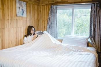 Crystal Box Hotel