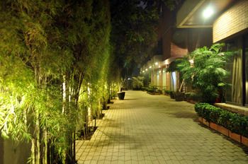 Outdoor Pictures 24
