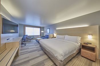 Holiday Inn Express & Suites Hermiston Downtown
