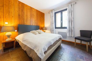 Au Refuge Des 3 Ours - Chambres d'hotes et cabanes