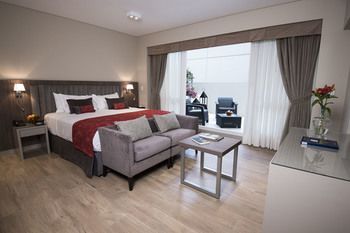ARC Arenales Studios & Suites