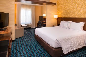 Fairfield Inn & Suites by Marriott Akron Stow