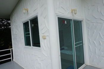Whiterock resort