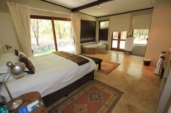 Jacana Lodge