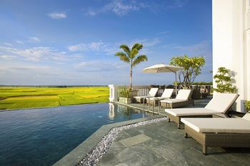 Outdoor Pictures 24