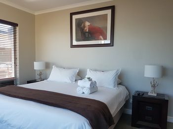 Melkbosch Guesthouse