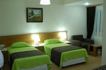Arsames Hotel