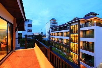 Outdoor Pictures 24