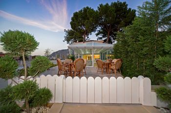 Outdoor Pictures 21