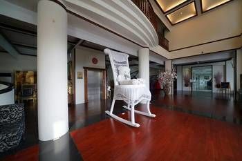 Empire Pacific Castle