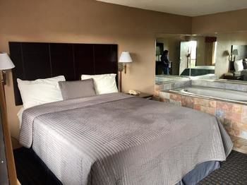 Del Amo Inn
