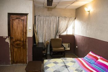 Wazobia Plaza Hotel