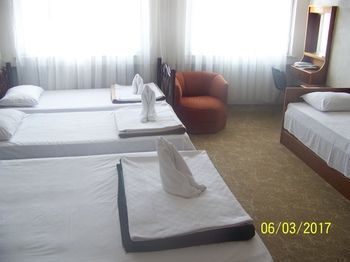 Dilmac Hotel