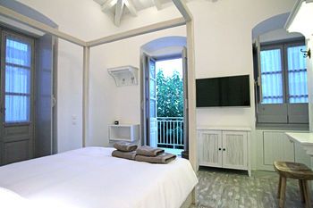 Casa Melenia Hydra