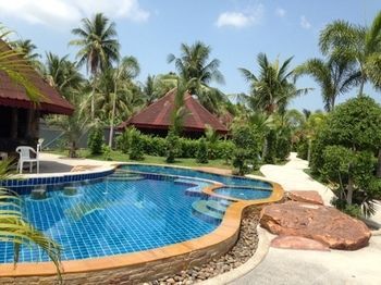Two Tiger Resort & Spa
