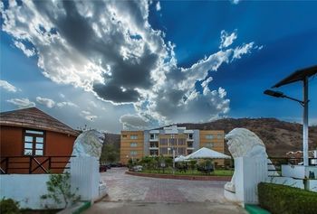 Outdoor Pictures 24