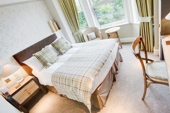 Anglesey Arms Hotel