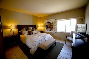 Desert Breezes Resort
