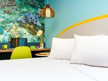 Delphin Surf Hotel