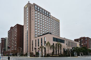 Shanghai Nanxiang Holiday Hotel