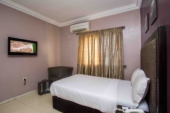 Admiralty Residency