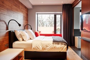 ION City Hotel