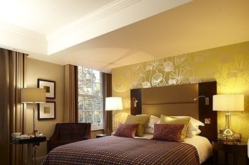 The Lensbury Resort