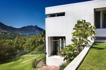 CUBE Guest House