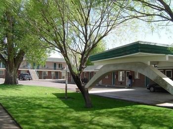 Gunnison Inn