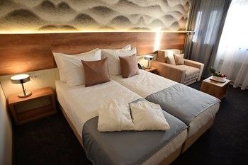 Hotel Santiny