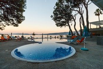 Carine Hotel Park