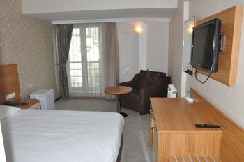 Ilksan Deha Otel