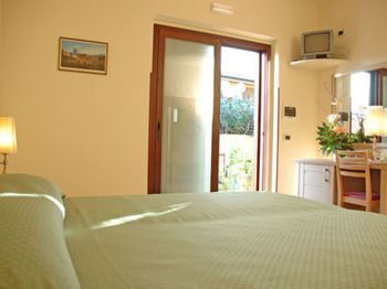 Hotel Santa Rosa Centro Vacanze