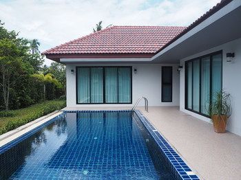 Triple Three Maikhao Villas