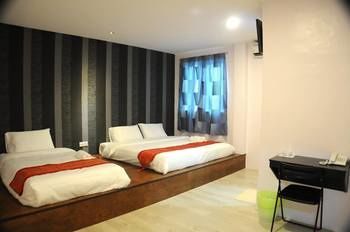 OYO 90296 Red Orange Hotel Port Klang