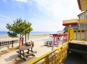Uljin Sand Beach Pension