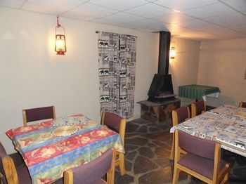 Airport Lodge