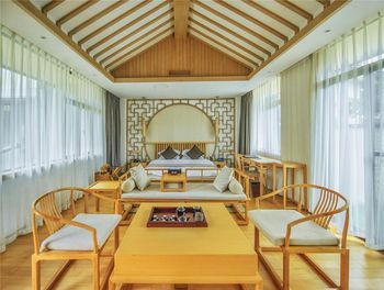 Hetang Yuechun Hotel
